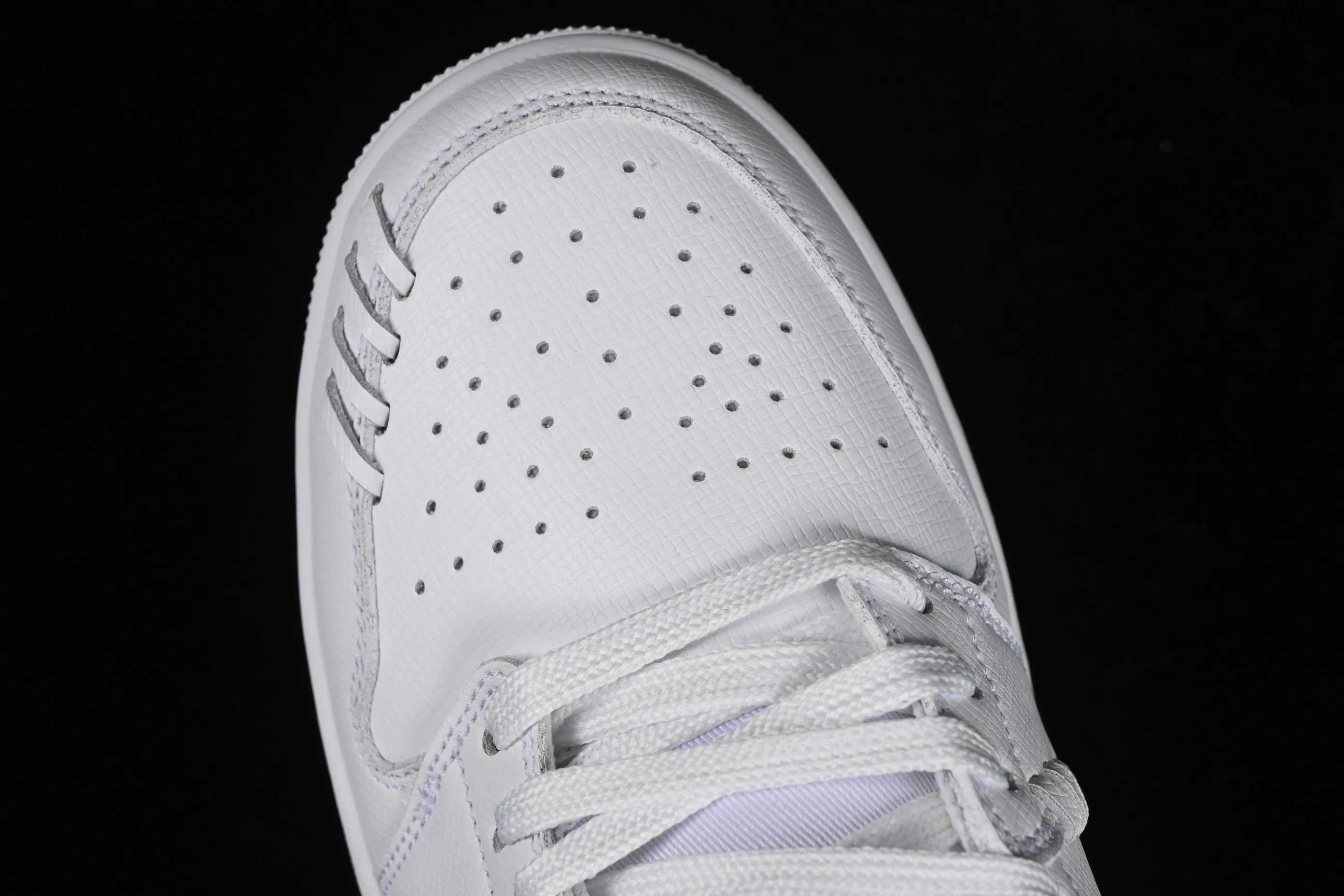 All categories Air Jordan Jordan series basketball shoes Air Jordan 1 Low Air Jordan 1 Low "Method of Make" AJ1 Joe 1 white gold low-top cultural and leisure sports shoes FN5032-100